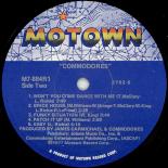 commodores_1977_label_2.jpg